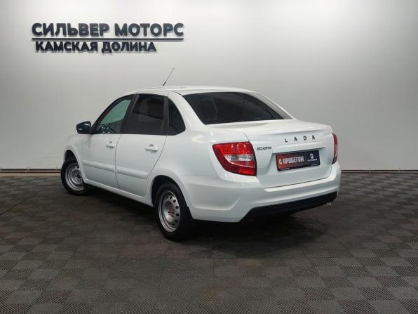 Lada (ВАЗ) Granta I Рестайлинг с пробегом 2021 года, цена 605 000 рублей, 170000 км, седан, Автокод Объявления
