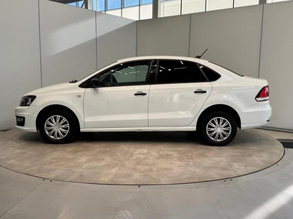 Volkswagen Polo V Рестайлинг с пробегом 2017 года, цена 850 000 рублей, 161584 км, седан, Автокод Объявления