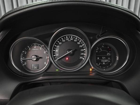 Mazda 6 III (GJ) Рестайлинг с пробегом 2017 года, цена 1 897 000 рублей, 70084 км, седан, Автокод Объявления