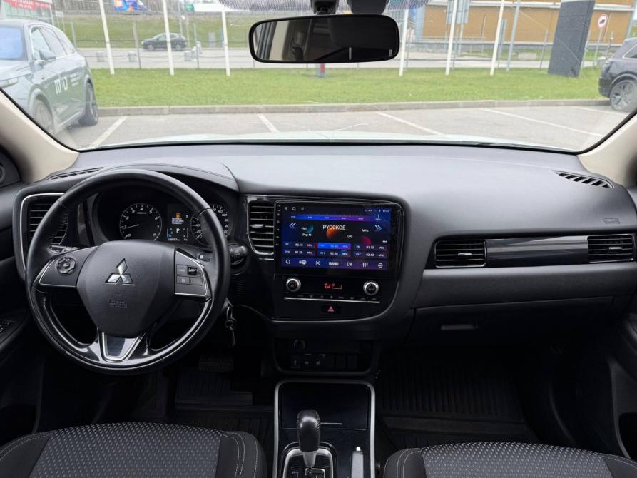 Mitsubishi Outlander III Рестайлинг 3 Санкт-Петербург  - изображение 8