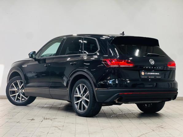 Volkswagen Touareg III с пробегом 2020 года, цена 4 899 000 рублей, 90000 км, внедорожник, Автокод Объявления