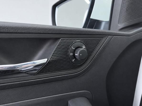 Skoda Rapid I Рестайлинг с пробегом 2019 года, цена 1 399 000 рублей, 142000 км, лифтбек, Автокод Объявления
