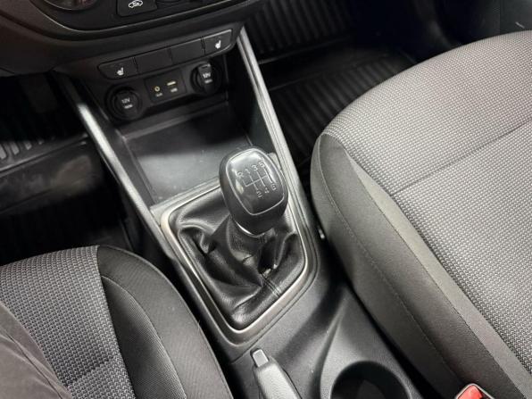 Hyundai Solaris II с пробегом 2017 года, цена 1 131 520 рублей, 143505 км, седан, Автокод Объявления