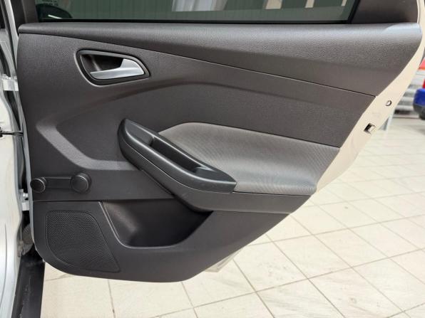 Ford Focus III с пробегом 2011 года, цена 830 000 рублей, 137254 км, седан, Автокод Объявления