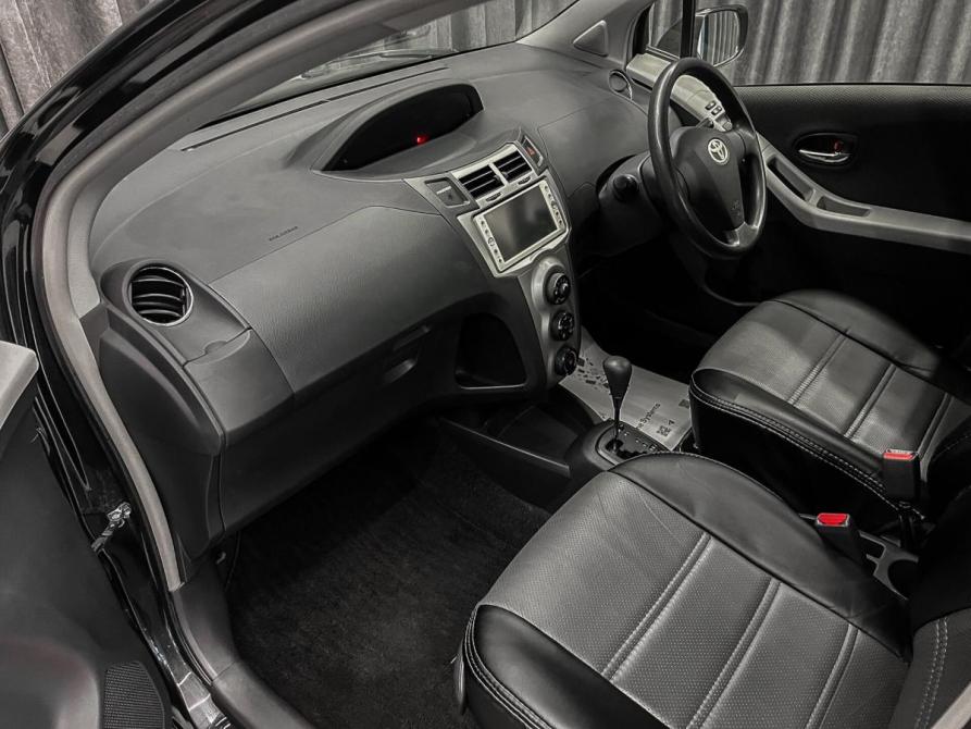 Toyota Vitz II (XP90) Красноярск  - изображение 11