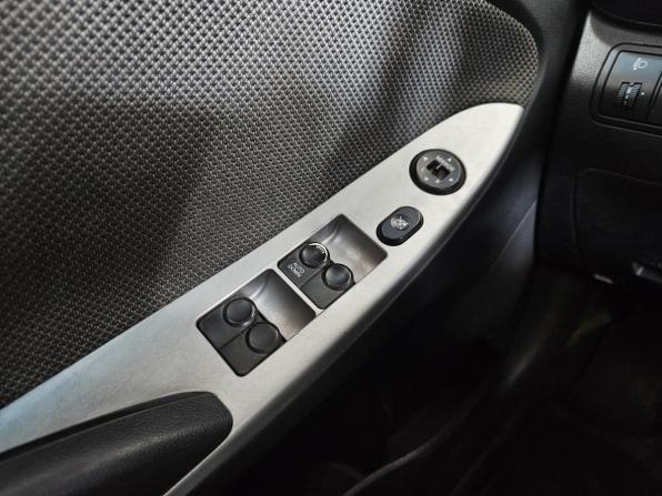 Hyundai Solaris I с пробегом 2012 года, цена 689 000 рублей, 255000 км, седан, Автокод Объявления