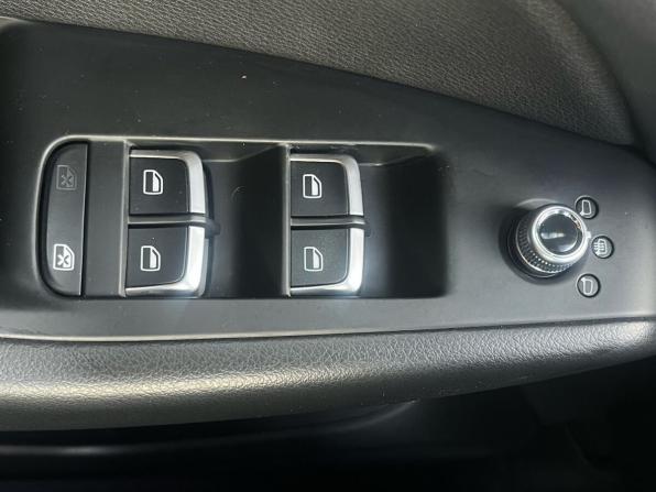 Audi Q5 I (8R) Рестайлинг с пробегом 2013 года, цена 1 660 000 рублей, 156442 км, внедорожник, Автокод Объявления
