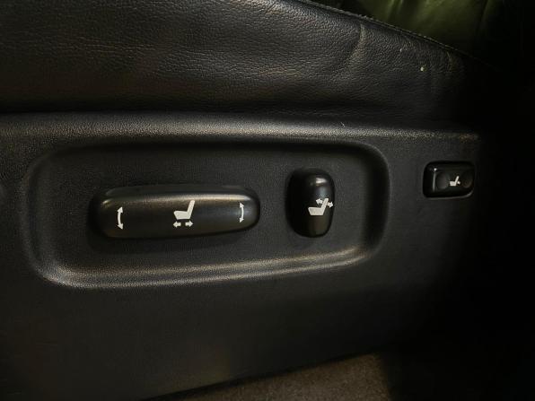 Toyota Land Cruiser 200 Series с пробегом 2011 года, цена 2 785 000 рублей, 275460 км, внедорожник, Автокод Объявления