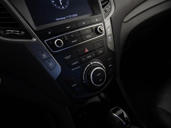 Hyundai Santa Fe III Рестайлинг с пробегом 2015 года, цена 1 925 000 рублей, 199189 км, внедорожник, Автокод Объявления
