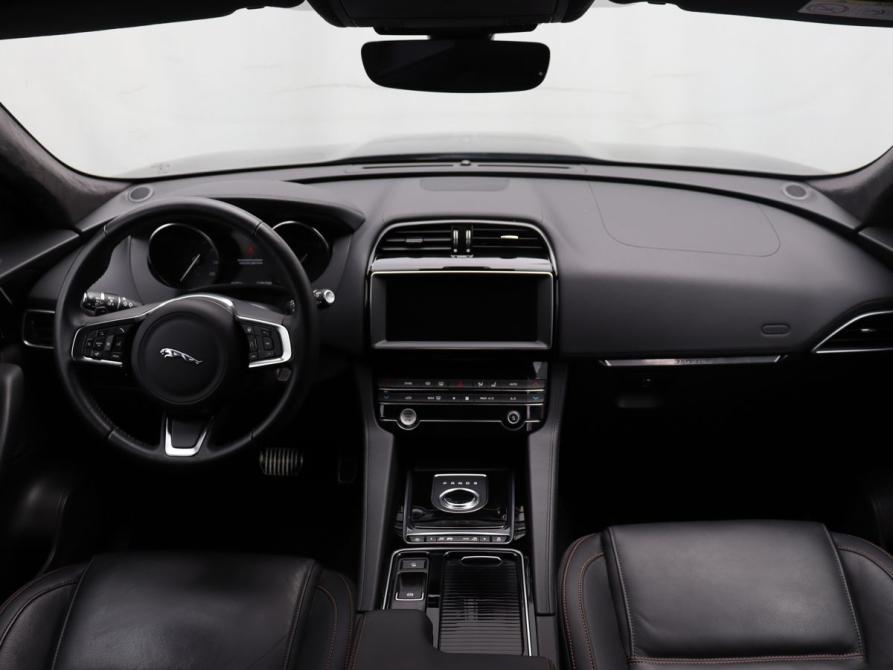 Jaguar F-Pace I Москва  - изображение 14