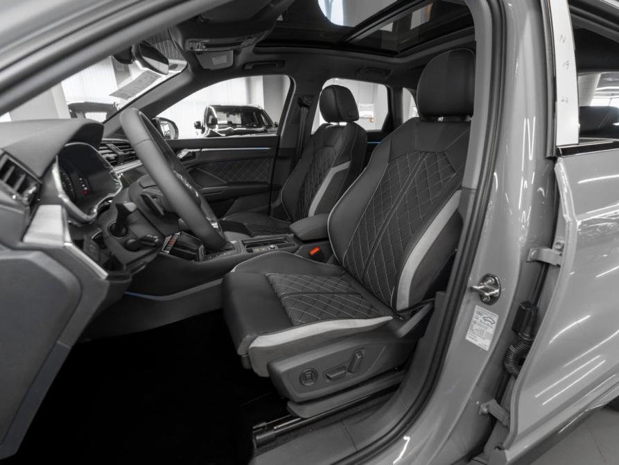 Audi Q3 II (F3) Москва  - изображение 9