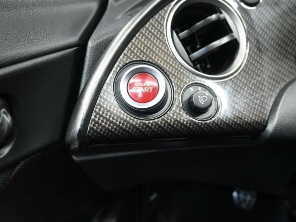 Honda Civic VIII Рестайлинг с пробегом 2008 года, цена 769 900 рублей, 228502 км, хэтчбек, Автокод Объявления