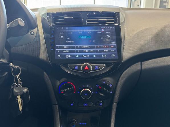 Hyundai Solaris I с пробегом 2012 года, цена 572 000 рублей, 248631 км, хэтчбек, Автокод Объявления
