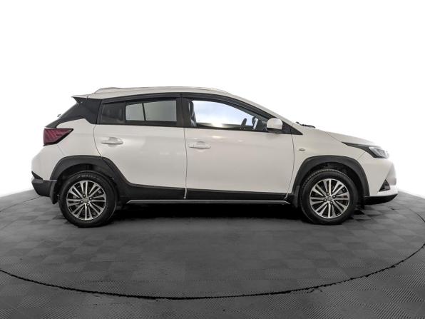 Toyota Yaris XP150 Рестайлинг с пробегом 2021 года, цена 1 750 000 рублей, 25773 км, хэтчбек, Автокод Объявления