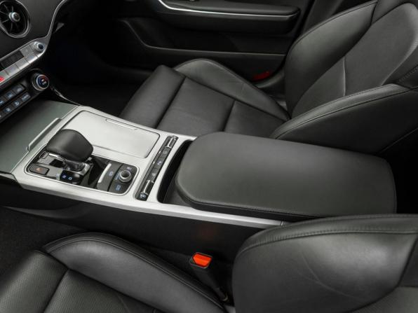Kia Stinger I с пробегом 2018 года, цена 3 130 000 рублей, 59619 км, лифтбек, Автокод Объявления