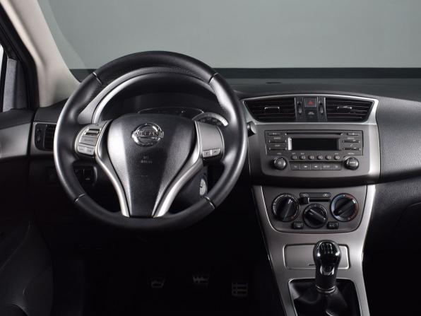 Nissan Sentra VII (B17) с пробегом 2015 года, цена 929 999 рублей, 213767 км, седан, Автокод Объявления