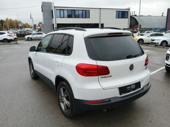 Volkswagen Tiguan I Рестайлинг с пробегом 2014 года, цена 822 100 рублей, 321924 км, внедорожник, Автокод Объявления