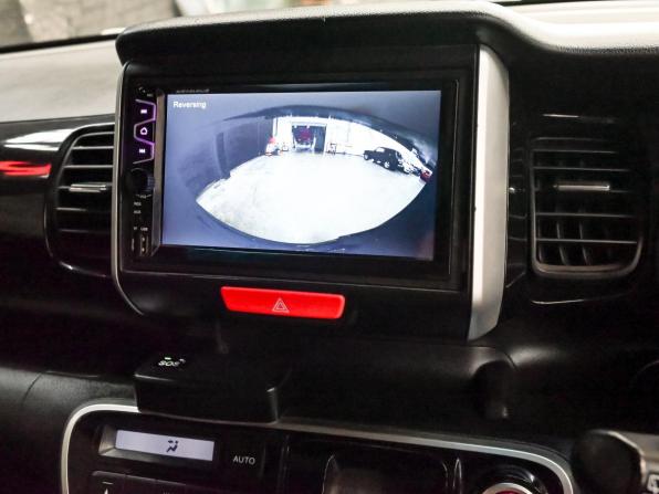 Honda N-BOX I с пробегом 2016 года, цена 890 000 рублей, 120280 км, минивэн, Автокод Объявления