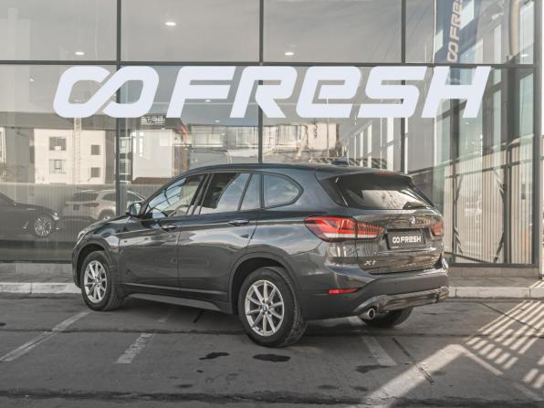 BMW X1 II (F48) Рестайлинг с пробегом 2020 года, цена 2 670 000 рублей, 52213 км, внедорожник, Автокод Объявления