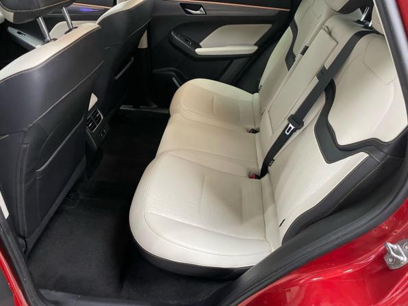 Haval Jolion I Рестайлинг с пробегом 2024 года, цена 2 185 000 рублей, 27000 км, внедорожник, Автокод Объявления