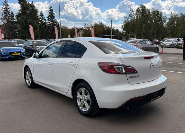 Mazda 3 II (BL) с пробегом 2010 года, цена 900 000 рублей, 144500 км, седан, Автокод Объявления