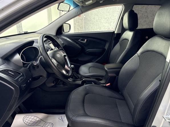 Hyundai ix35 I Рестайлинг с пробегом 2014 года, цена 1 465 000 рублей, 115759 км, внедорожник, Автокод Объявления