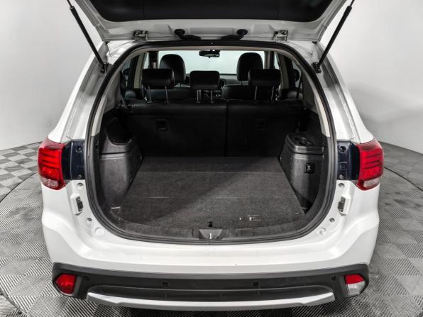 Mitsubishi Outlander III Рестайлинг 2 с пробегом 2017 года, цена 1 515 000 рублей, 237000 км, внедорожник, Автокод Объявления