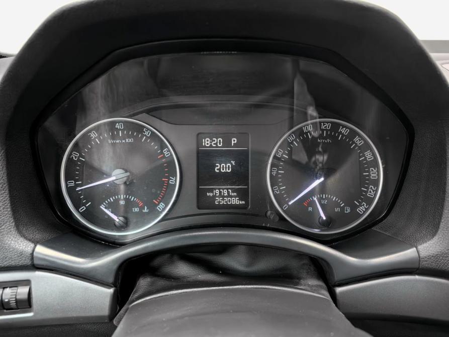 Skoda Octavia II (A5) Рестайлинг Новосибирск  - изображение 21
