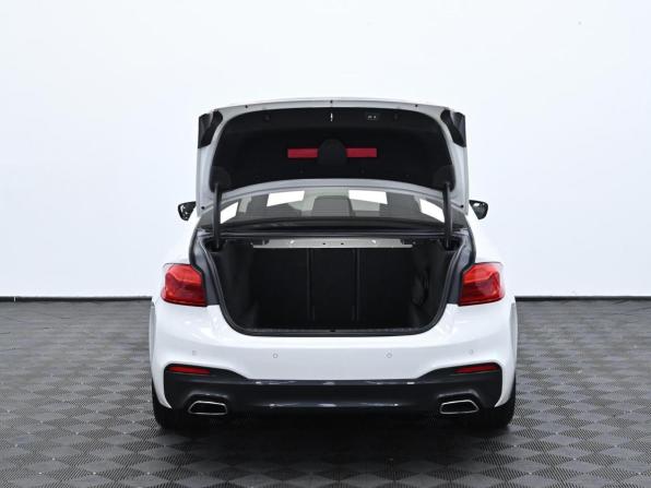 BMW 5 серии VII (G30/G31/G38) с пробегом 2019 года, цена 2 449 000 рублей, 146000 км, седан, Автокод Объявления