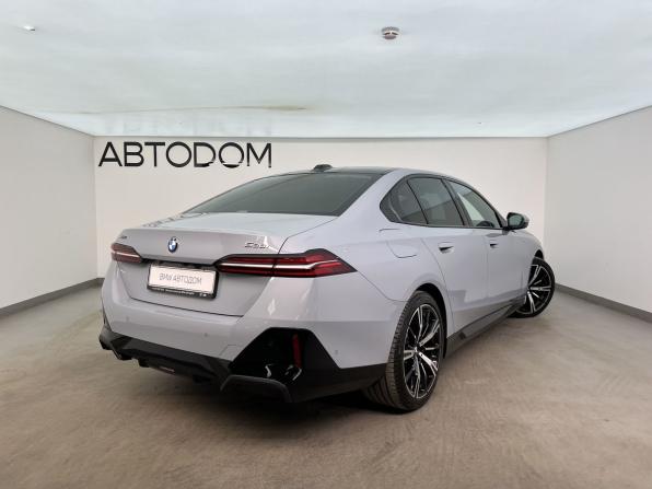BMW 5 серии VIII (G60/G61/G68) с пробегом 2025 года, цена 8 840 000 рублей, 12500 км, седан, Автокод Объявления