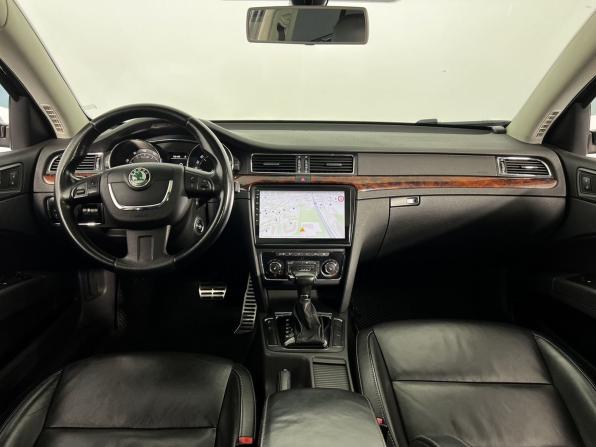 Skoda Superb II с пробегом 2012 года, цена 1 300 000 рублей, 266173 км, универсал, Автокод Объявления