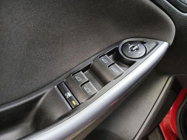 Ford Focus III с пробегом 2012 года, цена 930 000 рублей, 185800 км, седан, Автокод Объявления