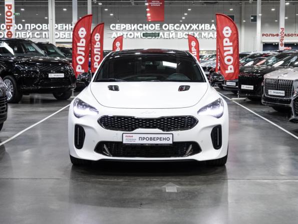 Kia Stinger I Рестайлинг с пробегом 2023 года, цена 3 850 000 рублей, 44521 км, лифтбек, Автокод Объявления
