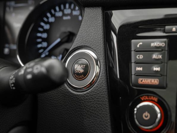 Nissan Qashqai II Рестайлинг с пробегом 2019 года, цена 2 490 000 рублей, 36649 км, внедорожник, Автокод Объявления