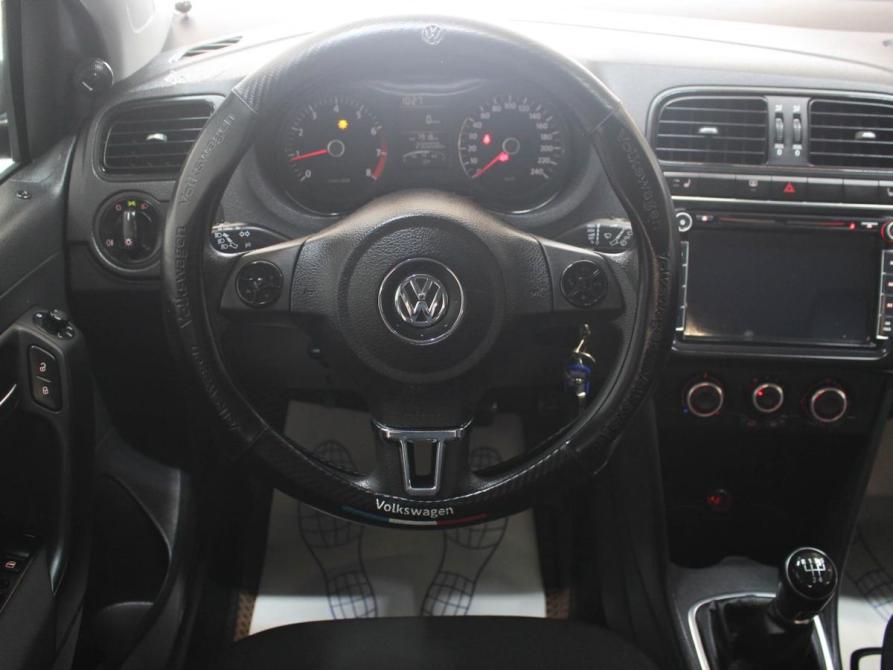 Volkswagen Polo V Калуга  - изображение 8