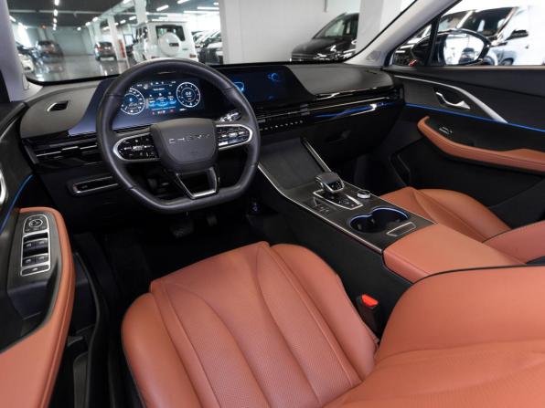 Omoda C5 I с пробегом 2023 года, цена 1 860 000 рублей, 22813 км, внедорожник, Автокод Объявления