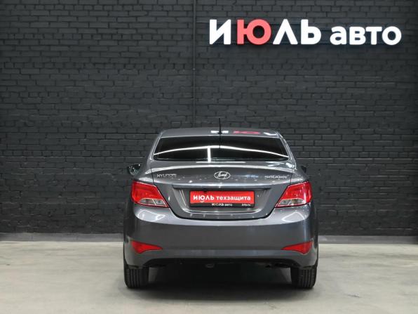 Hyundai Solaris I Рестайлинг с пробегом 2014 года, цена 680 000 рублей, 293461 км, седан, Автокод Объявления