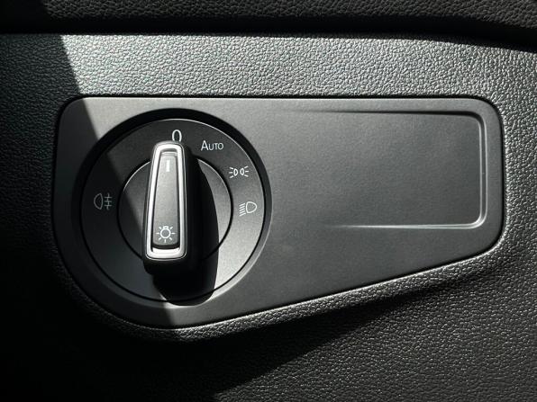 Volkswagen Tiguan II Рестайлинг с пробегом 2021 года, цена 3 047 600 рублей, 34004 км, внедорожник, Автокод Объявления