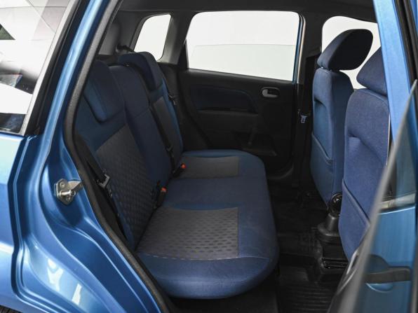 Ford Fiesta Mk5 с пробегом 2005 года, цена 290 000 рублей, 218373 км, хэтчбек, Автокод Объявления