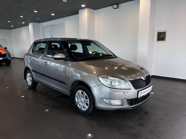 Skoda Fabia II Рестайлинг с пробегом 2013 года, цена 548 000 рублей, 172305 км, хэтчбек, Автокод Объявления