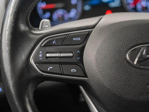 Hyundai Santa Fe IV Рестайлинг с пробегом 2020 года, цена 3 290 000 рублей, 83000 км, внедорожник, Автокод Объявления