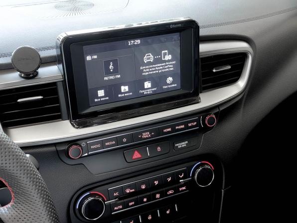 Kia Ceed III с пробегом 2019 года, цена 1 838 800 рублей, 33932 км, универсал, Автокод Объявления