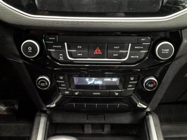 Geely Emgrand X7 I Рестайлинг 2 с пробегом 2019 года, цена 1 300 000 рублей, 96509 км, внедорожник, Автокод Объявления