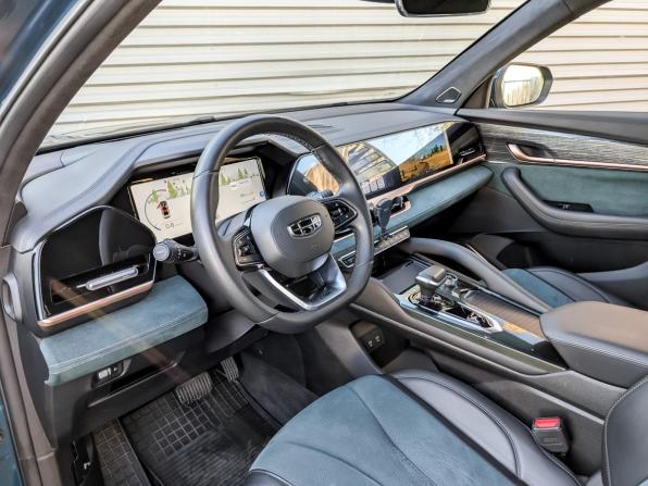 Geely Monjaro I с пробегом 2023 года, цена 3 300 000 рублей, 34961 км, внедорожник, Автокод Объявления