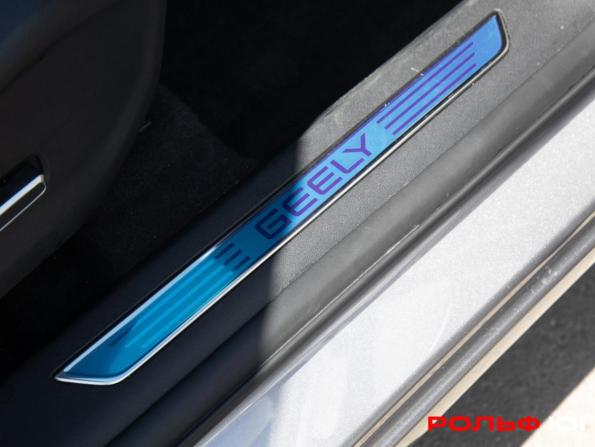 Geely Monjaro I Рестайлинг 2 с пробегом 2025 года, цена 3 718 000 рублей, 8128 км, внедорожник, Автокод Объявления