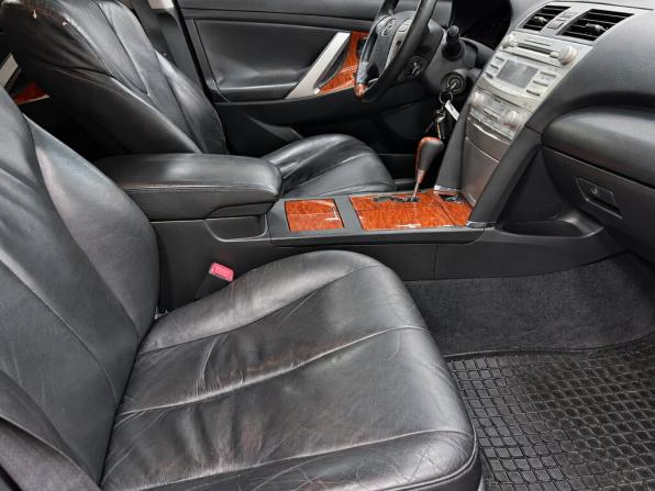Toyota Camry VI (XV40) Рестайлинг с пробегом 2010 года, цена 1 250 000 рублей, 204560 км, седан, Автокод Объявления