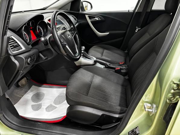 Opel Astra J с пробегом 2011 года, цена 630 000 рублей, 259923 км, хэтчбек, Автокод Объявления