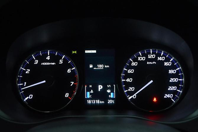 Mitsubishi Outlander III Рестайлинг 2 с пробегом 2015 года, цена 1 550 000 рублей, 181000 км, внедорожник, Автокод Объявления