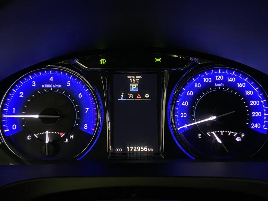 Toyota Camry VII (XV50) Рестайлинг Псков  - изображение 10