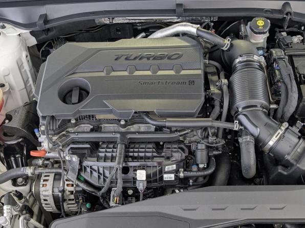 Kia K5 III с пробегом 2022 года, цена 3 150 000 рублей, 72094 км, седан, Автокод Объявления